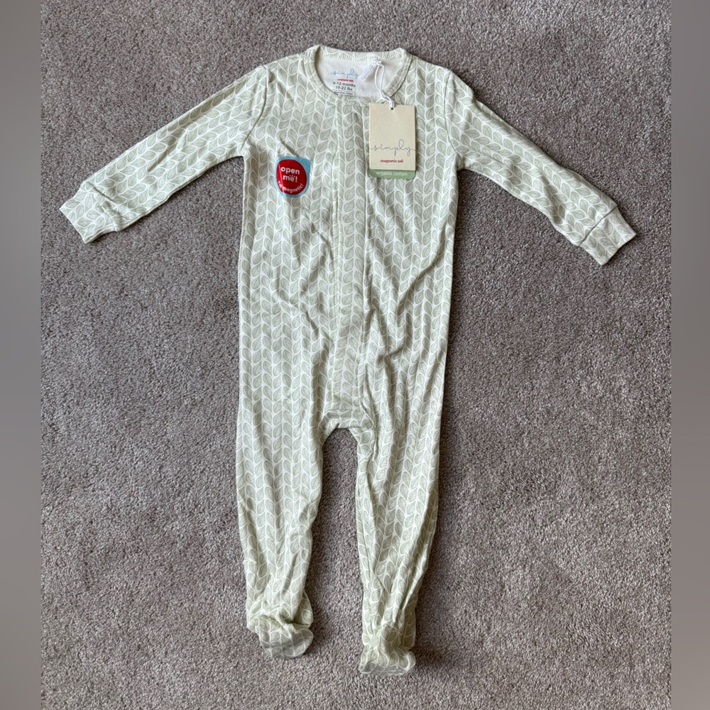 Simply Magnetic Me Green Cable Leaf Organic Cotton Footie. Elegant simple print - Picture 2 of 4